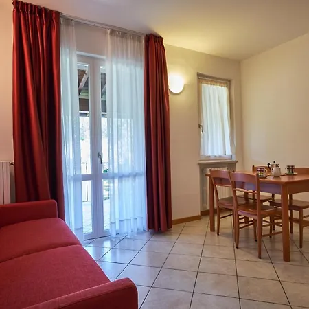 Aparthotel Villaggio Turistico Lugana Marina
