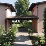 Apartmanhotel Villaggio Turistico Lugana Marina Sirmione
