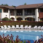 Villaggio Turistico Lugana Marina Apartmanhotel