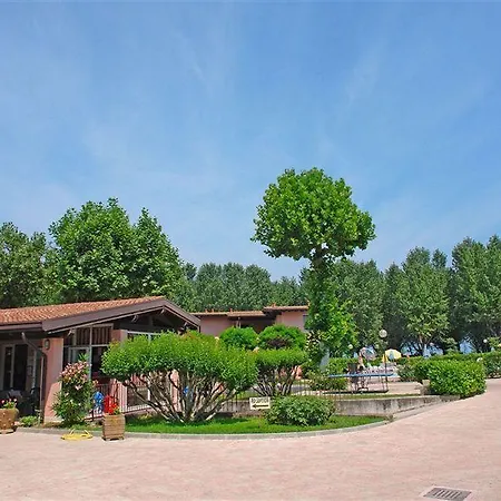 公寓式酒店 露嘉娜玛莉娜乡村公寓式酒店