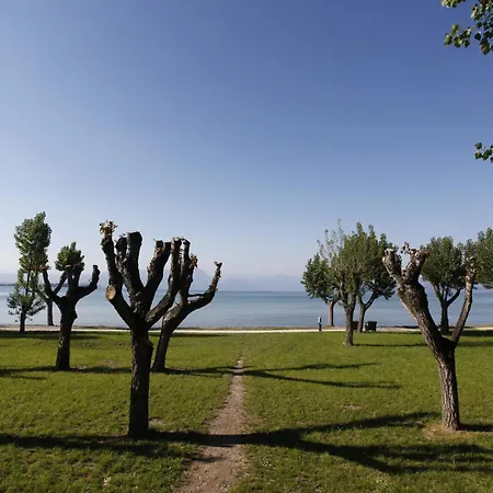 Villaggio Turistico Lugana Marina