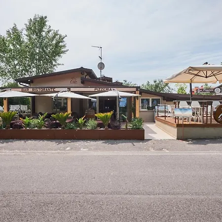 公寓式酒店 露嘉娜玛莉娜乡村公寓式酒店 西尔米奥奈